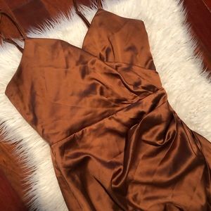 White Fox Boutique satin burnt orange dress size medium!